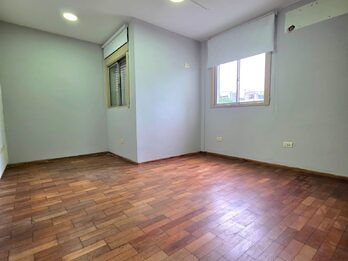 OFICINAS A MEDIA CUADRA PLAZA SAN MIGUEL
