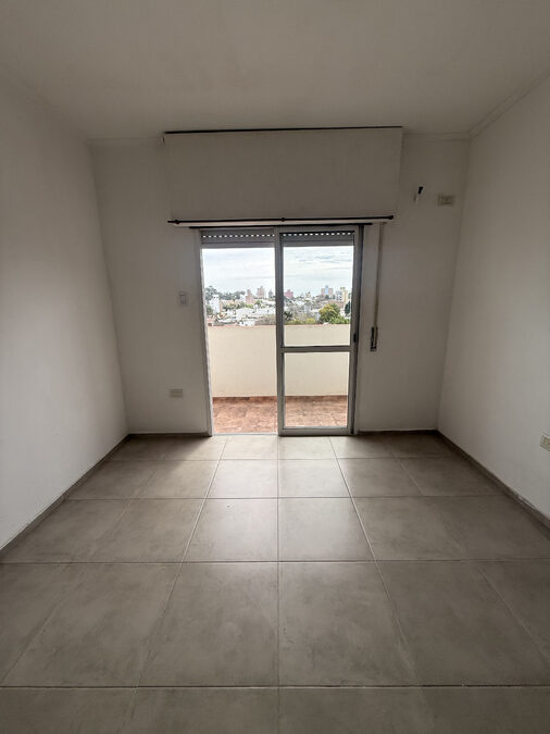 ALQUILAMOS - Dpto 1 dormi  en calle Racedo 525, Paraná. ER