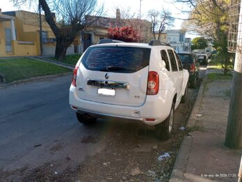 Duster Luxe 4X2  2.0 mod 2013