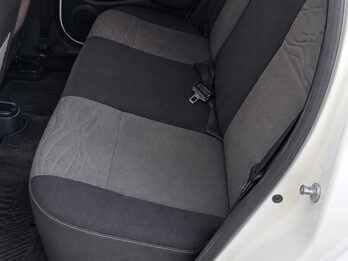 Duster Luxe 4X2  2.0 mod 2013