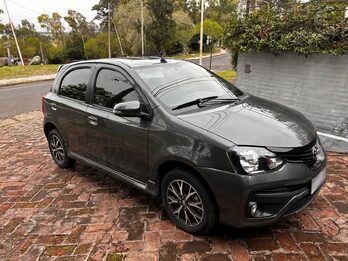 Toyota Etios XLS 1.5 2021 – 23.800 km – Excelente estado