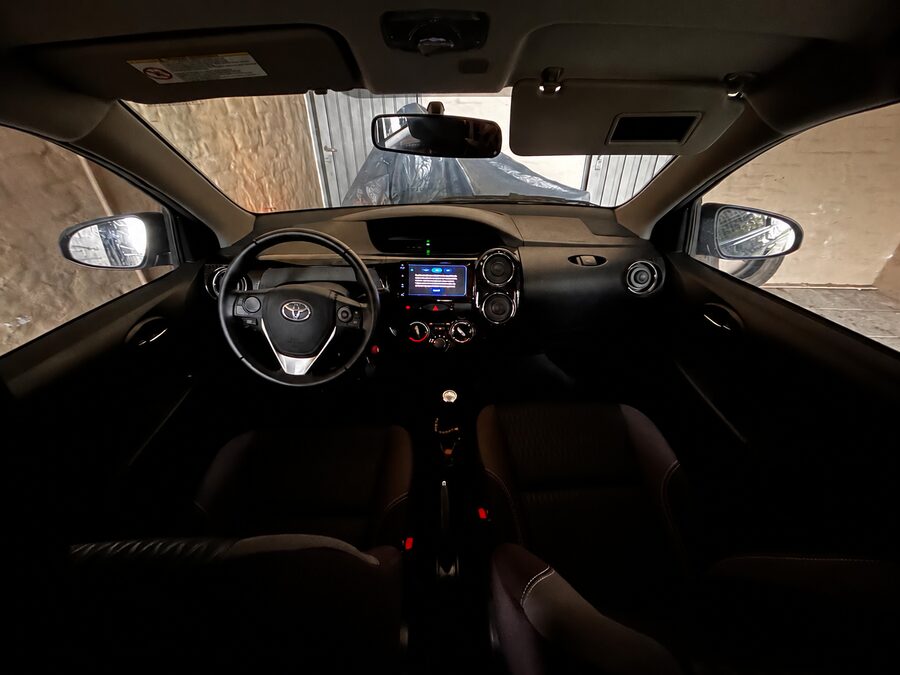 Toyota Etios XLS 1.5 2021 – 23.800 km – Excelente estado