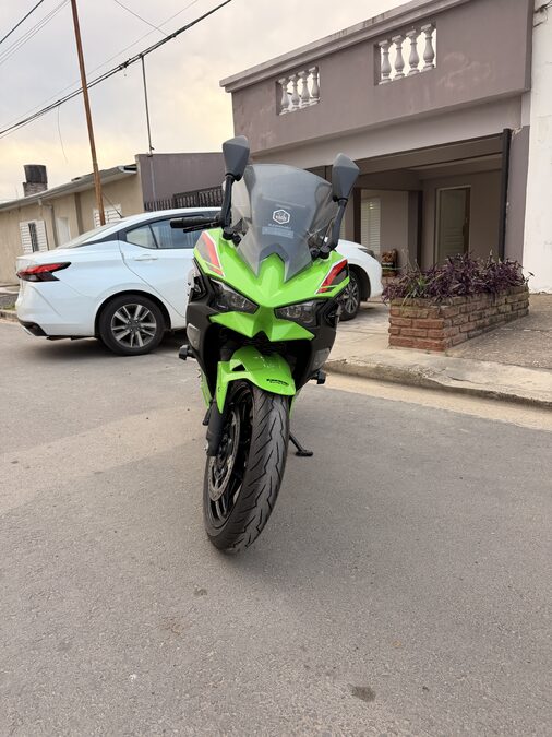 Kawasaki Ninja 500 SE. 2025. 27mil km