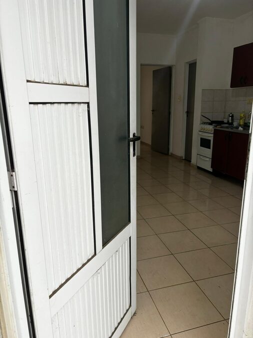 PARTICULAR ALQUILA, departamento de 1 Dormitorio, Planta Baja