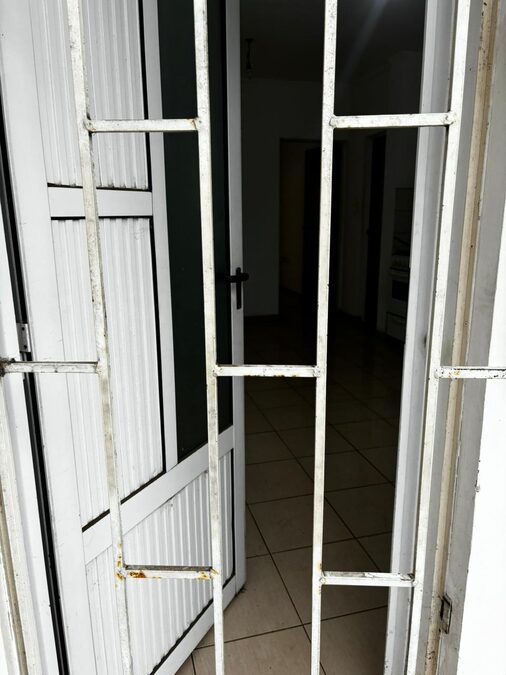 PARTICULAR ALQUILA, departamento de 1 Dormitorio, Planta Baja