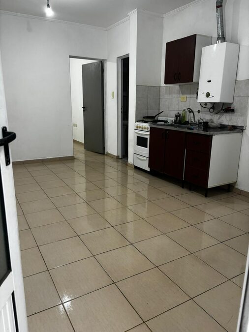 PARTICULAR ALQUILA, departamento de 1 Dormitorio, Planta Baja