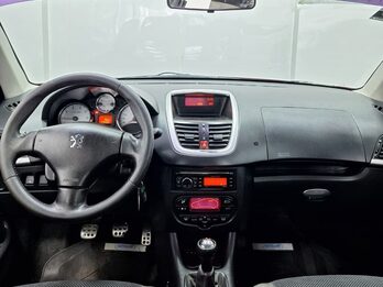 PEUGEOT 207 FELINE – 2012 – 174000 KM