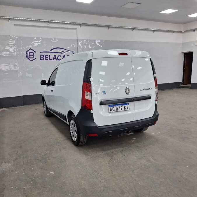 RENAULT KANGOO FURGÓN – 2023 – 26.000 KMS