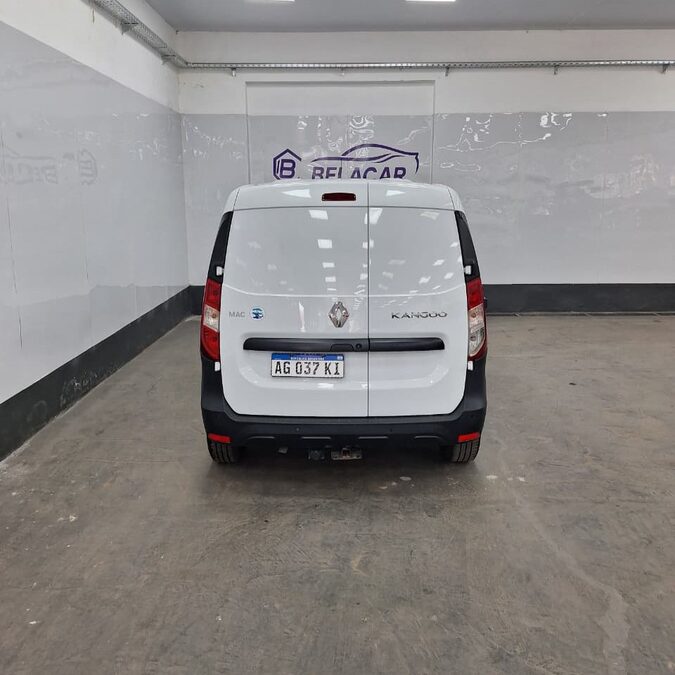 RENAULT KANGOO FURGÓN – 2023 – 26.000 KMS