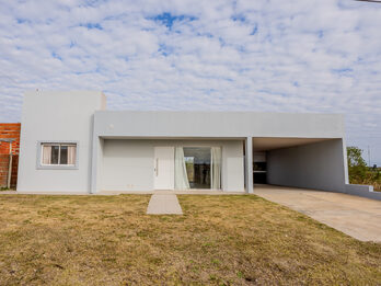 EN VENTA 𝗖𝗔𝗦𝗔  – 𝗔𝗣𝗧𝗔 𝗖𝗥É𝗗𝗜𝗧𝗢 | TIERRA ALTA 🤩