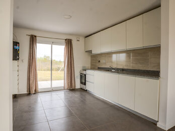 EN VENTA 𝗖𝗔𝗦𝗔  – 𝗔𝗣𝗧𝗔 𝗖𝗥É𝗗𝗜𝗧𝗢 | TIERRA ALTA 🤩