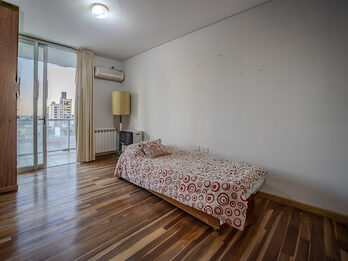 VENTA DE Departamento en la Peatonal — San Martín y La Paz