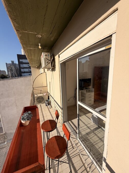 DEPARTAMENTO VENTA LA RIOJA AL 300