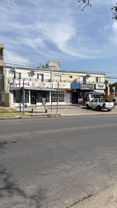 Alquilo local comercial