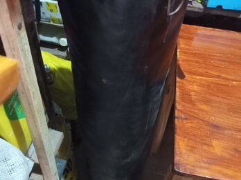 Vendo bolsa o saco de box cuerina 1,2 m recién atrapo compacto