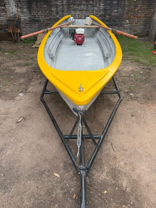 CANOA FIBRA 4Mts