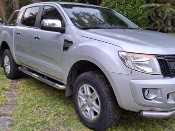 FORD RANGER XLT 2013