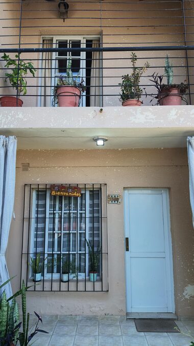 DUPLEX DE 2 DORMITORIOS  ZONA PROV UNIDAS Y DIV DE LOS ANDES. APTO CREDITO