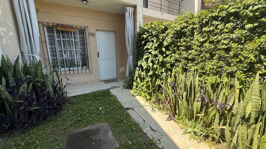 DUPLEX DE 2 DORMITORIOS  ZONA PROV UNIDAS Y DIV DE LOS ANDES. APTO CREDITO