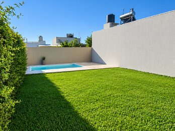 CASA EN ORO VERDE