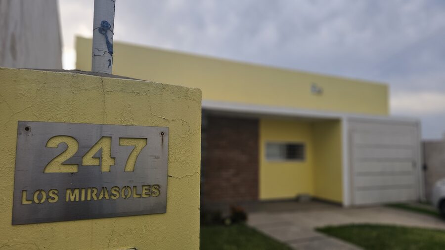 CASA EN ORO VERDE