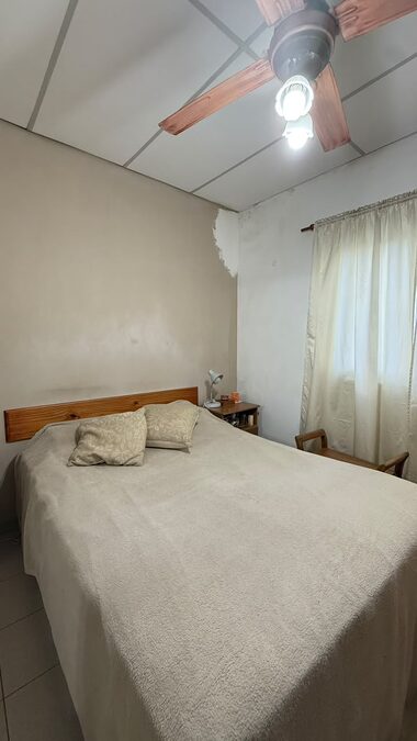 Zona Brown y Crespo – Casa en Venta