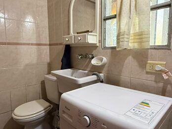 Zona Brown y Crespo – Casa en Venta