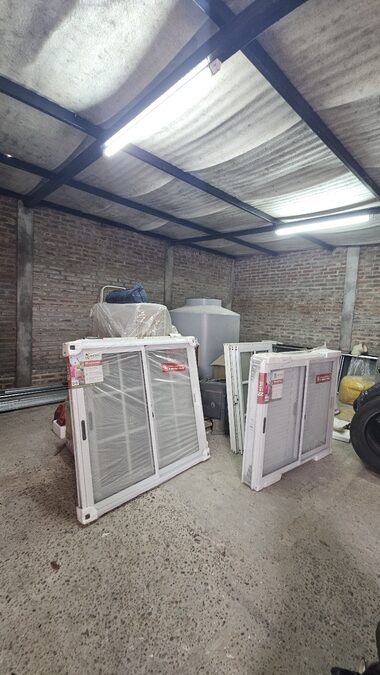 Local Comercial Av  Almafuerte