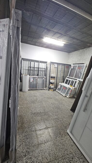 Local Comercial Av  Almafuerte
