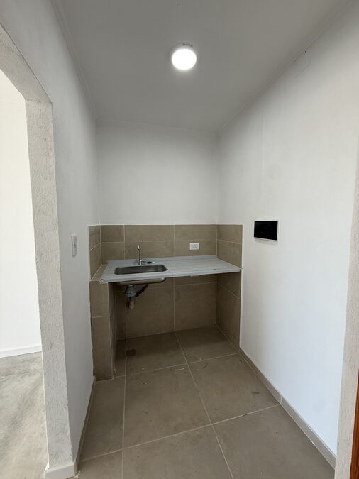 ALQUILER LOCAL COMERCIAL EN SAN BENITO A ESTRENAR