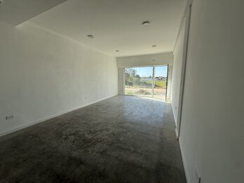 ALQUILER LOCAL COMERCIAL EN SAN BENITO A ESTRENAR