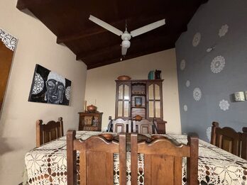 CASA 3 DORMITORIOS ZONA AV. RAMIREZ Y LAURENCENA