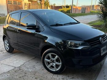 VENDO FOX 5 puertas año 2013