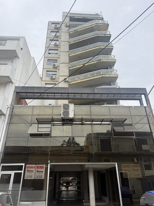 PENTHOUSE 3 DORMITORIOS CON COCHERA - CERVANTES Y SANTA FE