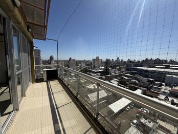PENTHOUSE 3 DORMITORIOS CON COCHERA - CERVANTES Y SANTA FE