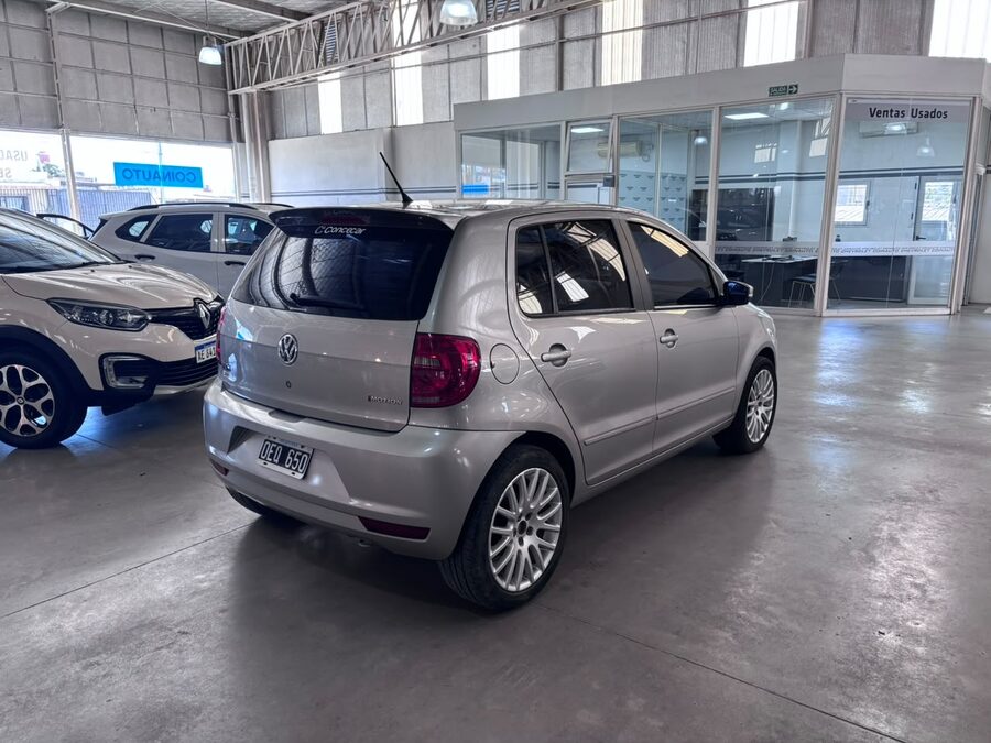 VOLKSWAGEN FOX 1.6 5P HIGHLINE I MOTION - AÑO 2015 - 129.226KM