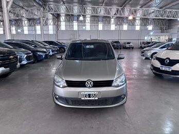 VOLKSWAGEN FOX 1.6 5P HIGHLINE I MOTION - AÑO 2015 - 129.226KM