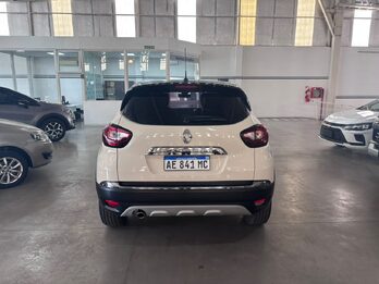 CAPTUR 2.0 16V INTENS 6MT - AÑO 2021 - 77.716KM