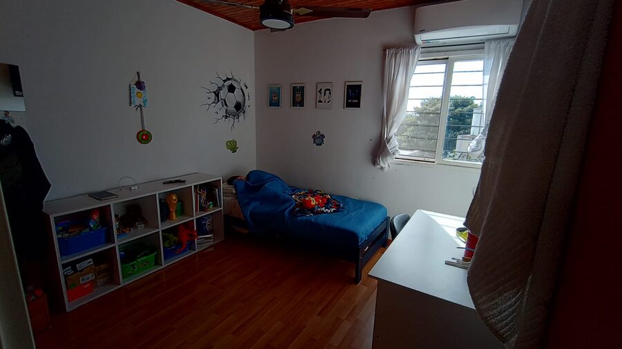 DUEÑO. DUPLEX 3 DORM. 2 BAÑOS. COCHERA. PATIO PARRILLA.