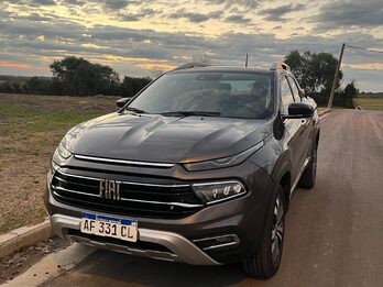 FIAT TORO VOLCANO 2.0 2022 4x4 DIESEL AT9