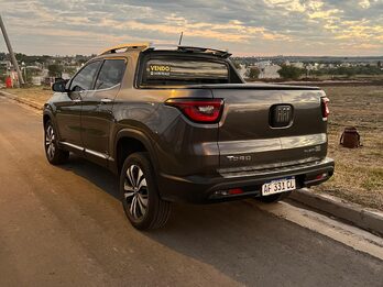 FIAT TORO VOLCANO 2.0 2022 4x4 DIESEL AT9
