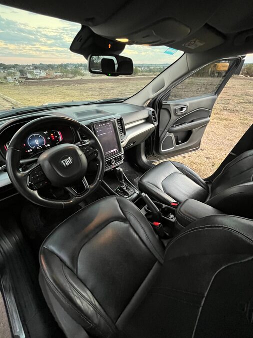 FIAT TORO VOLCANO 2.0 2022 4x4 DIESEL AT9