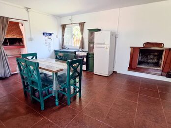 ALQUILO TEMPORALMENTE CASA QUINTA
