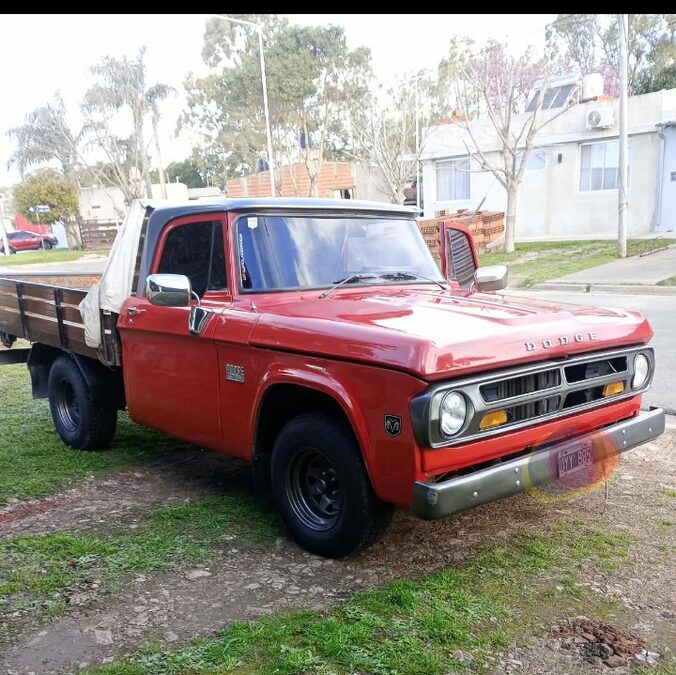 Dodge 100