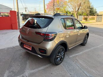SANDERO STEPWAY INTENS-2022
