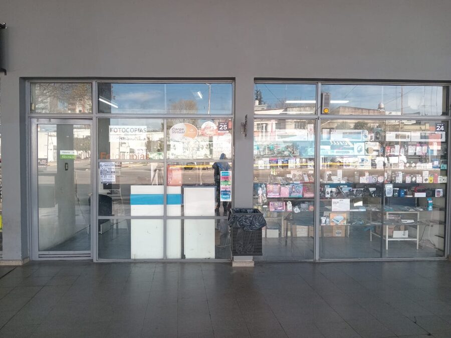 Fondo de comercio en la Terminal de omnibus.