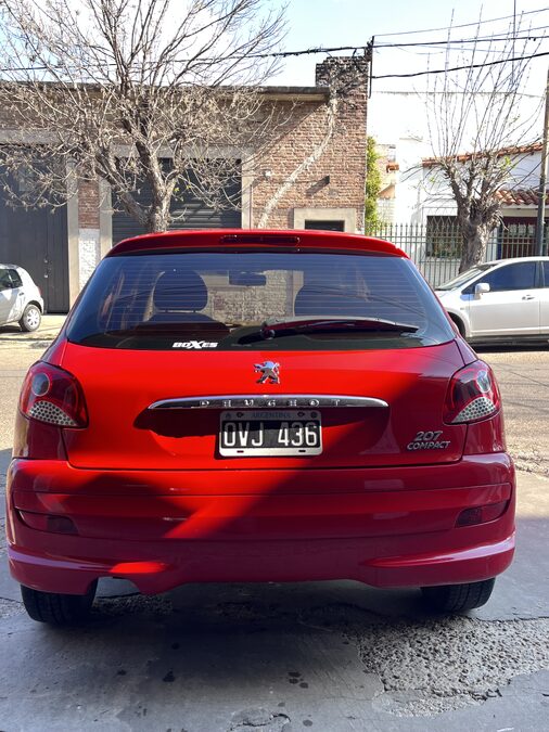 Peugeot 207 2015