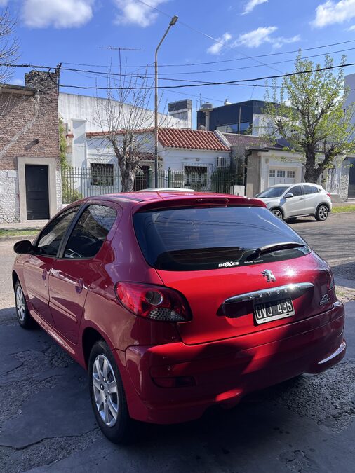 Peugeot 207 2015