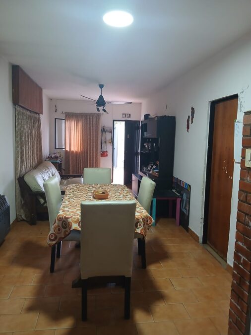 PARTICULAR VENDE CASA  + DEPARTAMENTO