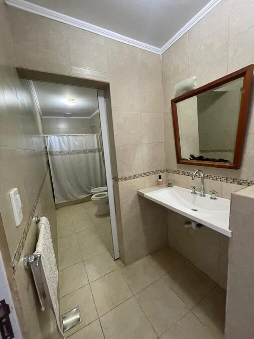 VENDO CASA EN SAN BENITO 2HAB 2 BAÑOS